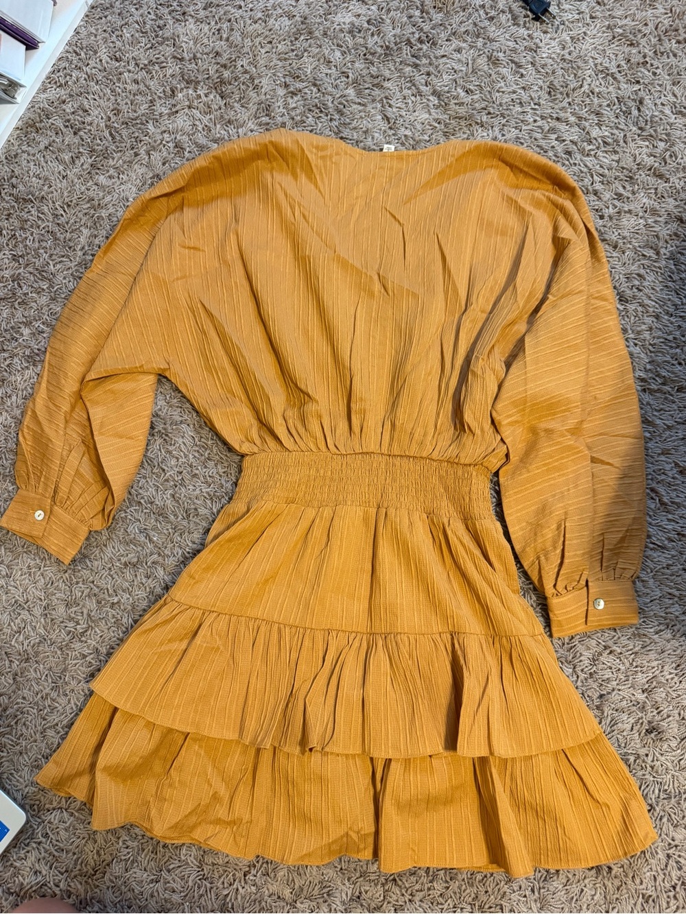 entro Mustard Long-Sleeve Tiered V-Neck Mini Dress - Picture 2 of 3
